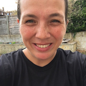 QA Influencer Rosie Sherry Headshot Photo