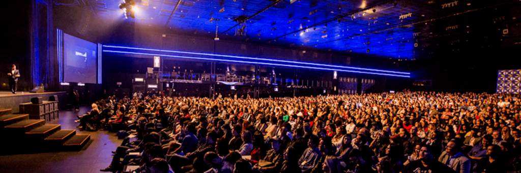 Crowd at the SREcon24 Americas conference